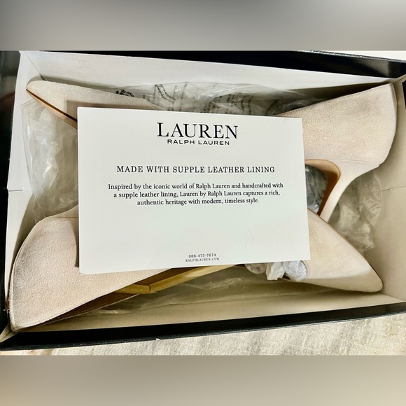 Like new Lauren by Ralph Lauren by Lanette Pointed Tip Lanette Suede -Stone 10 - Picture 10 of 10